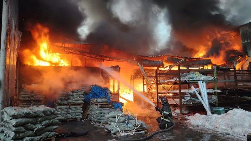 A large fire broke out at a warehouse near Almaty.