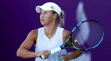 Юлия Путинцева пробилась во второй раунд турнира WTA-1000 в Дохе.